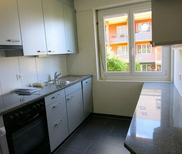 helle und geräumige 4.5 Zimmerwohnung zu vermieten - Foto 5