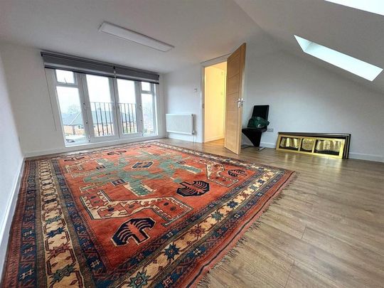 3 bedroom semi-detached house to rent - Photo 1