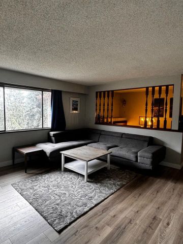 2205 Ninth Avenue apartment — New Westminster, BC (3-Bedroom) - 3 Bedroom - Photo 2