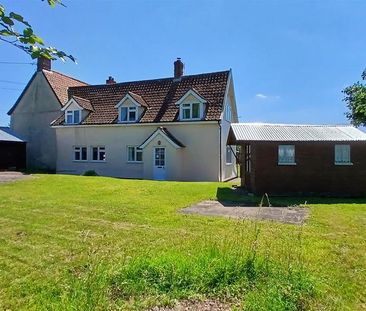 4 bedroom semi-detached house to rent - Photo 6