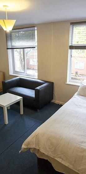 Studio to rent - Photo 1