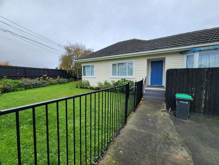 A Place To Call Home & So Close to Everything! - Photo 4