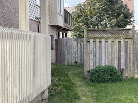 For Lease - 168 Windflower Drive Unit# Basement, Kitchener, Ontario - Photo 4