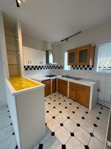 Location Appartement 3 pièces 61m² MONTAUBAN 82000 - Photo 3