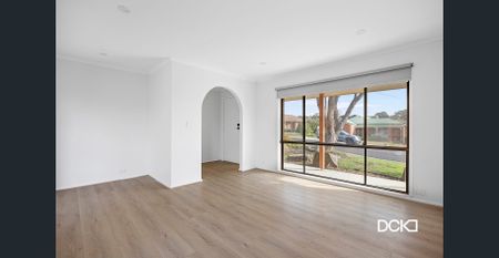 11 Howell Crescent, Kangaroo Flat, Vic 3555 - Photo 5