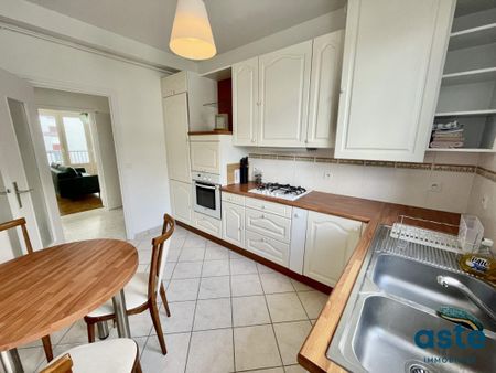 Location Appartement 4 pièces Meublé 82m² BREST 29200 - Photo 5