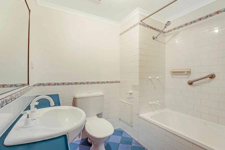 FULL FURNISHED AND A MUST SEE NOW!!!! - Photo 3