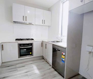 Trendy near new terraced home - Photo 1