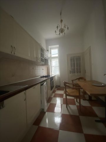 Kiadó felújított lakás - Győr - Fotó 2