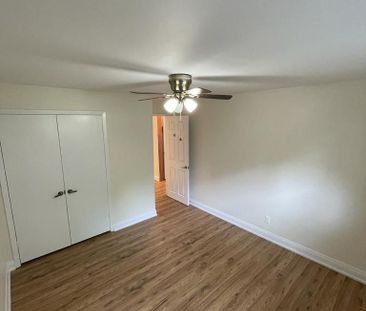 For Lease - 53 Oakridge Drive Unit# Basement unit, Toronto, Ontario - Photo 2
