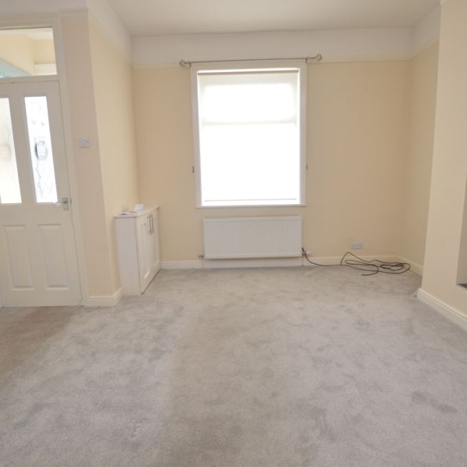 2 Bedroom Terraced House - Photo 1