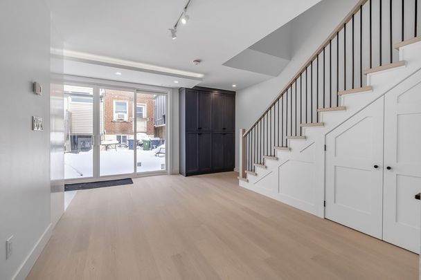 For Lease - 635 Annette Street Unit# Laneway, Toronto, Ontario - Photo 1