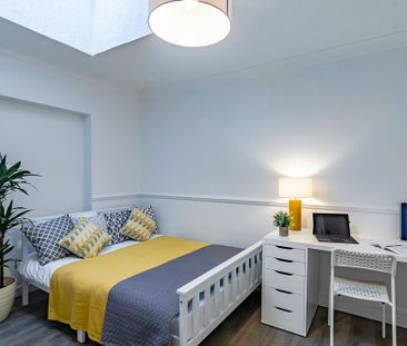 1 bedroom in a house share to rent - Photo 4