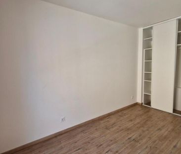 Location Appartement 3 pièces 62m² LE HAVRE 76600 - Photo 3
