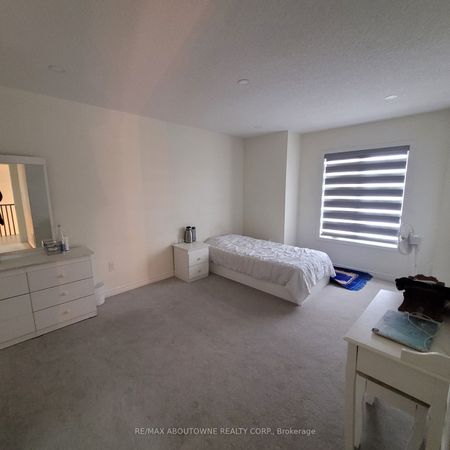 For Lease - 973 Logan Drive, Milton, Ontario - Photo 3