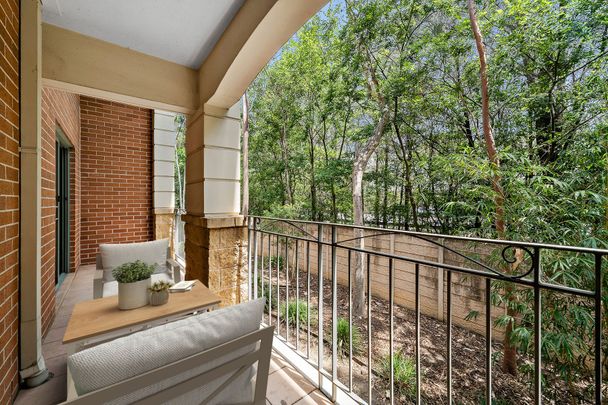 Resort style complex! - Photo 1