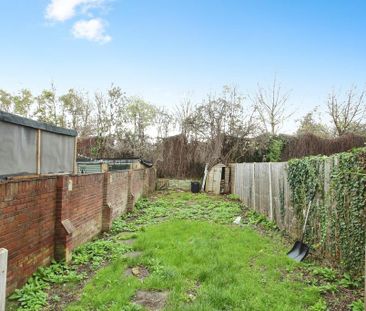 Studio to rent - Photo 6