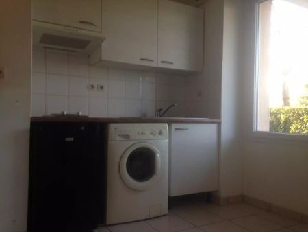 location Appartement T2 DE 43.21m² À CARQUEFOU - Photo 2