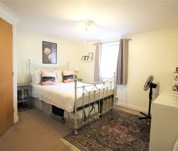 2 Bedroom - Bastins Close, Park Gate - Photo 6