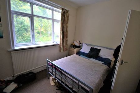 Flat C, 301 Upperthorpe - Photo 5