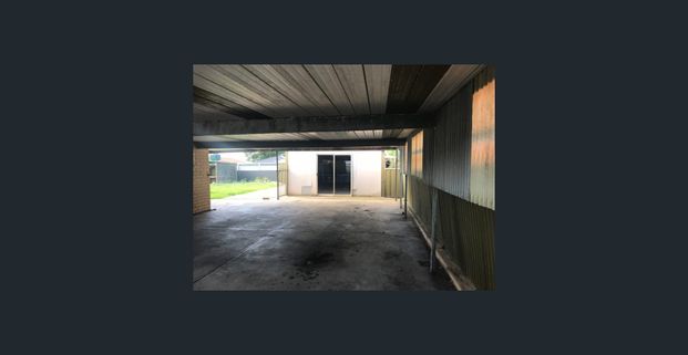 3 BEDROOM FAMILY HOME PLUS LARGE RUMPUS ROOM - Photo 1