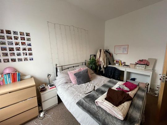 Hill Park Crescent, Apt 2, Plymouth - Photo 1