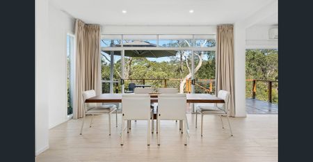 Immaculate Open-Plan Home on a Sprawling Parklike Block with Serene Bushland Views - Photo 3