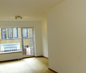 Rijwoning te huur in Aalst voor € 975 met 2 slaapkamers - Photo 2