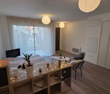 Location Appartement 1 pièce 35m² ORLEANS 45000 - Photo 1