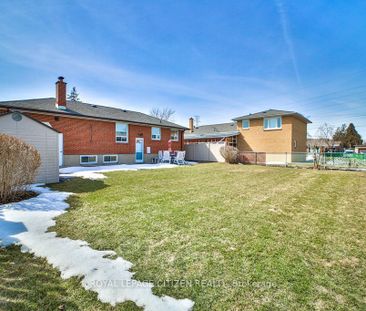 For Lease - 34 Belleglade Lower Court, Toronto, Ontario - Photo 4