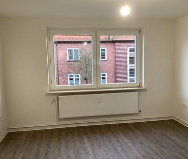 Nette Nachbarn gesucht: sanierte 2,5-Zimmer-Wohnungzu sofort anmiet... - Foto 1