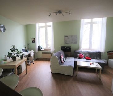 Location Appartement 2 pièces 55m² LILLE 59000 - Photo 2