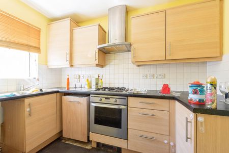 2 bedroom house to rent Starling Way, Stowmarket, IP14 - Photo 5