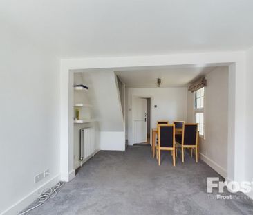2 bedroom semi-detached house to rent - Photo 5