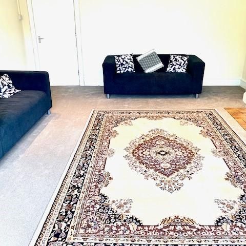 4 bedroom apartment to rent - Photo 1