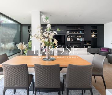 Duplex Penthouse 242m² to rent in Les Corts, Barcelona - Photo 2