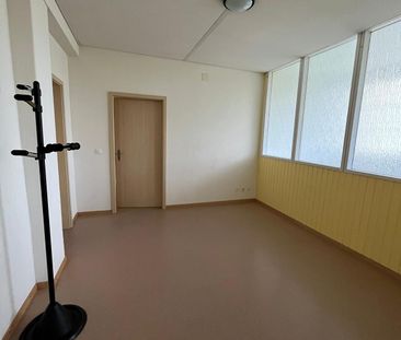 Grosse 5.5-Zimmerwohnung in Montet - Foto 2