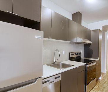 4350 Hotel de Ville - Photo 3