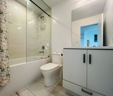 For Lease - 38 Honeycrisp Crescent Unit# 2005, Vaughan, Ontario - Photo 2