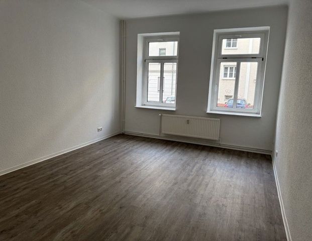 Leipzig Leutzsch- 3 Zimmer Wohnung mit Balkon und Einbauküche -frei ab sofort - Foto 1