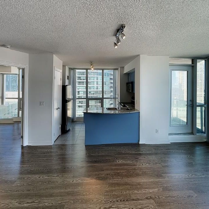 For Lease - 16 Yonge Street Unit# 1705, Toronto, Ontario - Photo 1