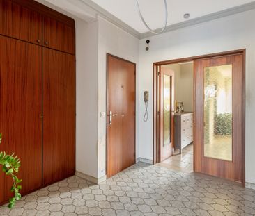 Instapklaar 2-slaapkamerappartement met zonnig terras - Photo 5