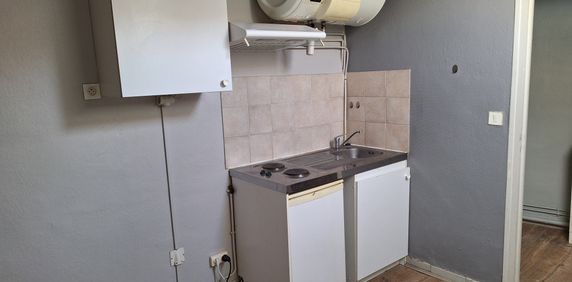 Location Appartement 1 pièce 27m² MONTPELLIER 34000 - Photo 2