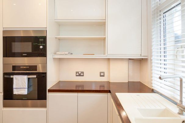 Manbey Park Road - Photo 1