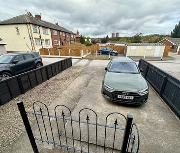 3 bedroom townhouse to rent - Photo 4