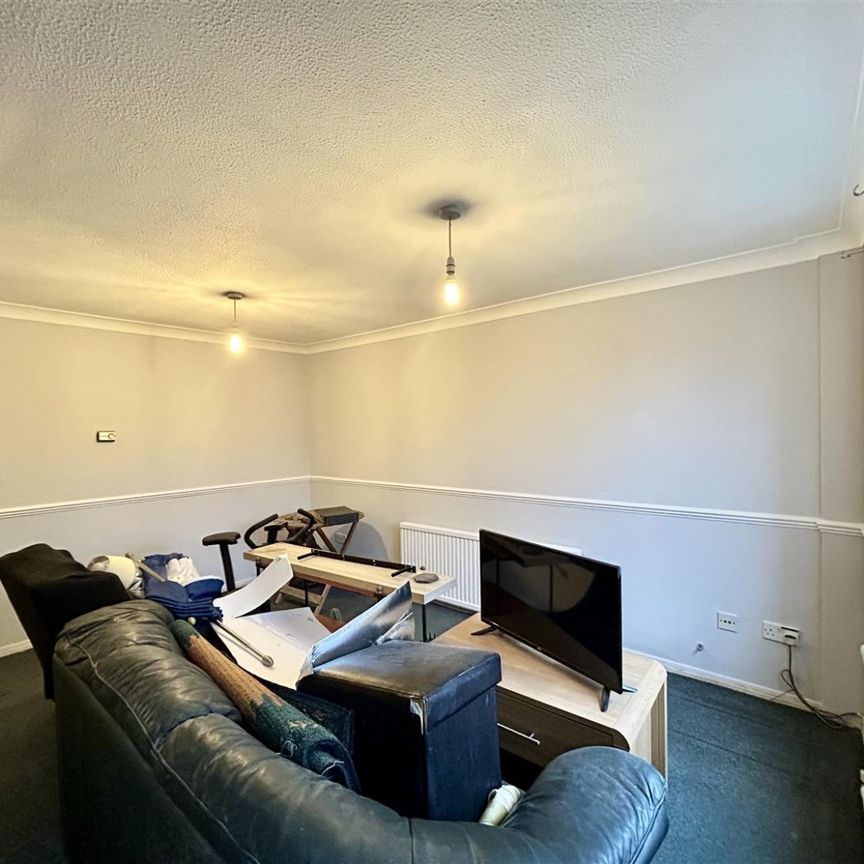 2 Bedroom House To Let - Photo 1