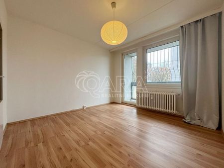 Pronájem bytu 3+kk 77 m2 - Fotografie 2