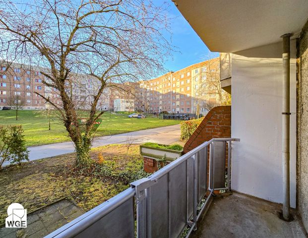 3 Zimmer, Erdgeschoss, saniert! - Foto 1