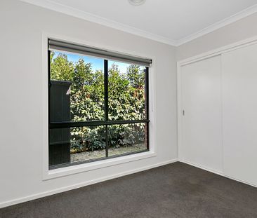 TWO BEDROOM HOME IN BALLARAT CENTRAL - Photo 5