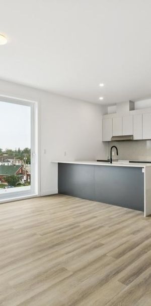 Beaux 3 1/2 ou 4 1/2 au centre-ville, Valleyfield ! SEPTEMBRE 2025 - Photo 1